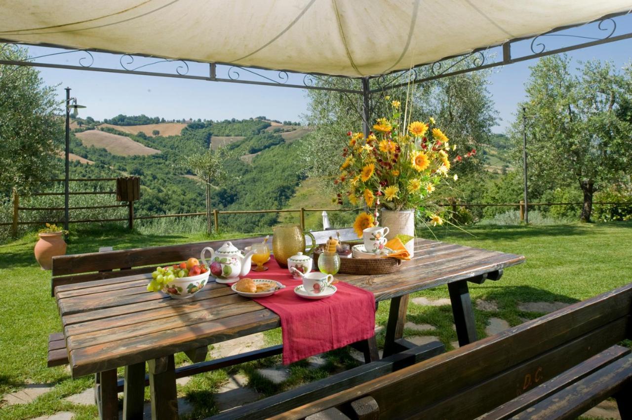 Agriturismo Le Dolci Colline Valfabbrica Екстер'єр фото