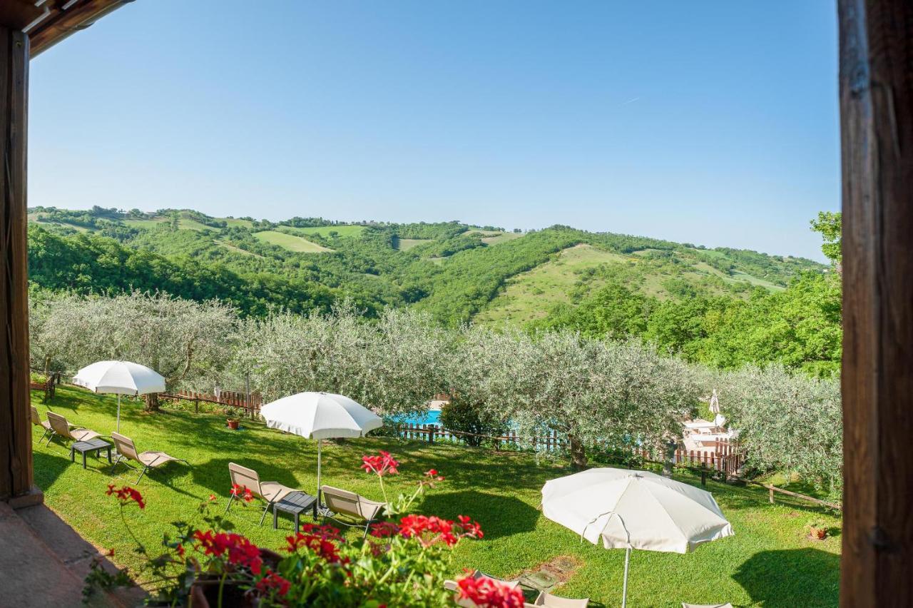 Agriturismo Le Dolci Colline Valfabbrica Екстер'єр фото