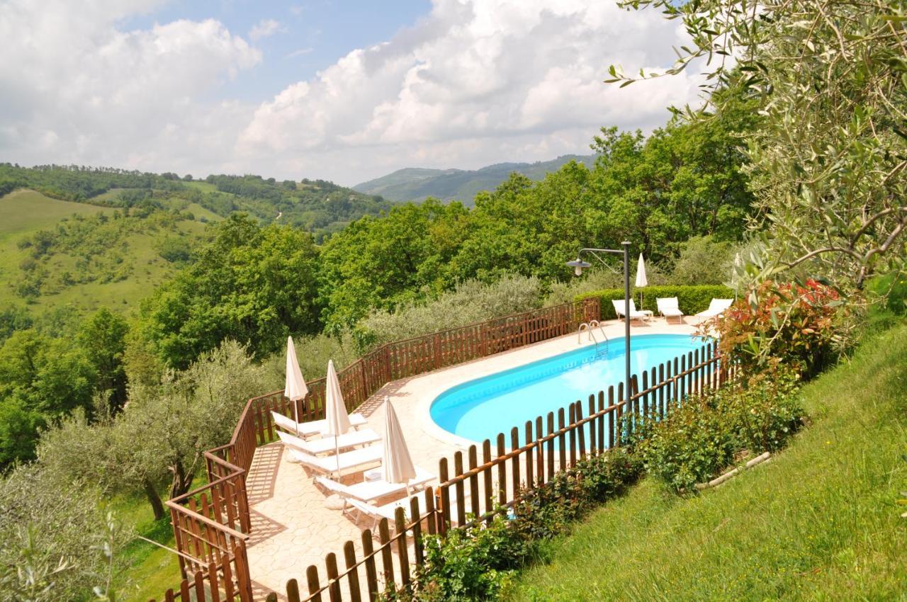 Agriturismo Le Dolci Colline Valfabbrica Екстер'єр фото